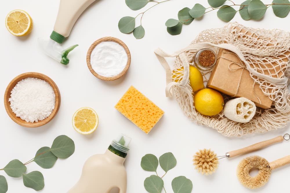 how-can-i-make-my-own-natural-cleaner-1